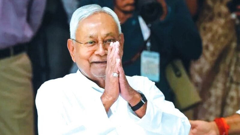 Nitish Kumar biography: Great paltu of Indian politics (till he could palat no more)