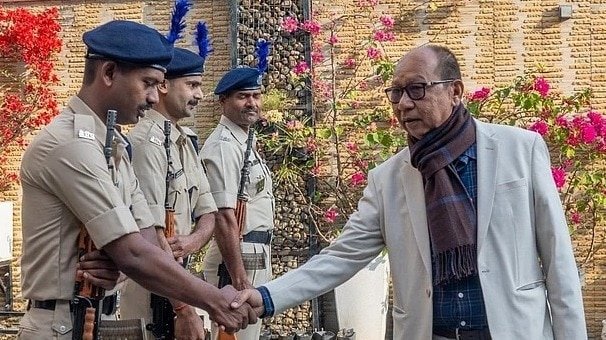 Road blockade forces Manipur CM to fly from Imphal to Thoubal for official event