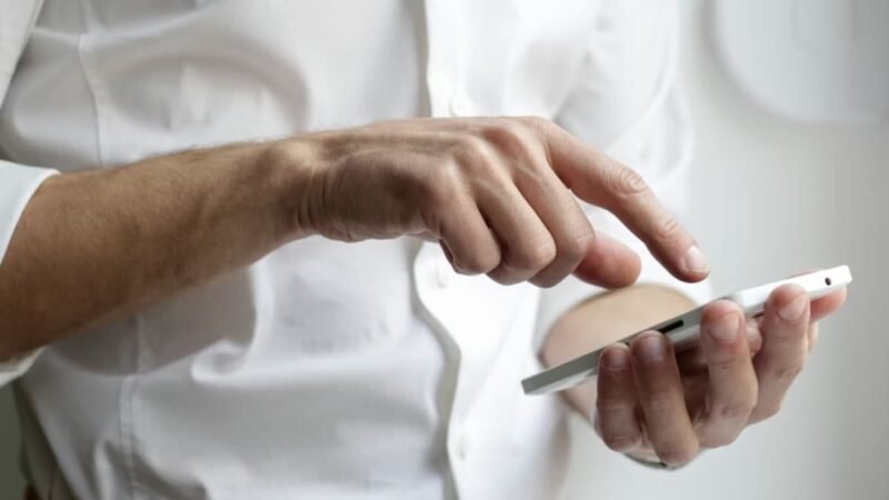 Axis Bank Introduces Aadhaar Face Authentication: How to Update Your Axis Bank Mobile Number