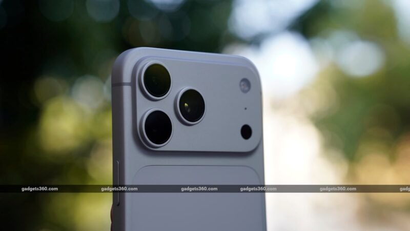 Best Smartphones for Content Creators and Vloggers: iPhone 17 Pro Max, Vivo X300 Ultra, More