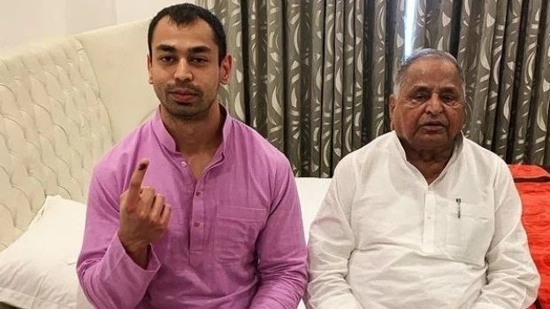 Updates: Akhilesh Yadav recalls meeting brother 2 months ago, says family to follow legal course