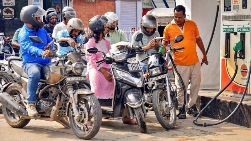 Govt hikes export duty on petrol to Rs 3 per litre, cuts diesel, ATF levies from May 16