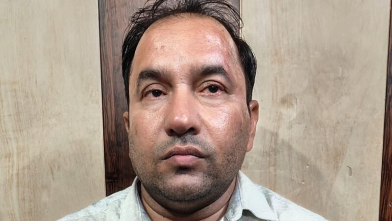 Professor arrested for offering to leak exam papers to student in return for favours