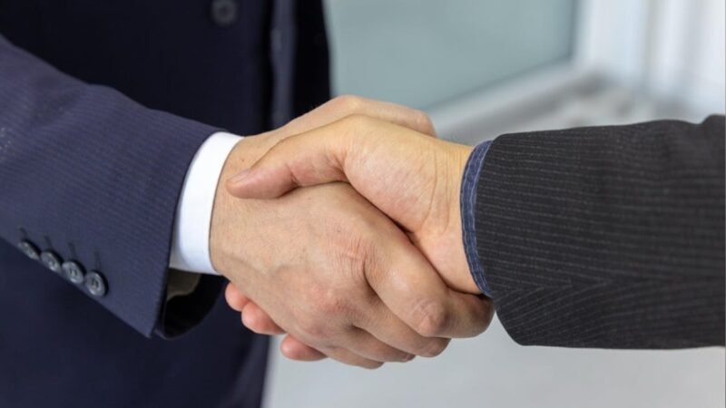 Man meets ex-manager after 16 years, asks him one question that leaves him speechless