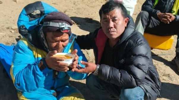 Nepali Sherpa went missing for days with no food or oxygen. Then a miracle happened