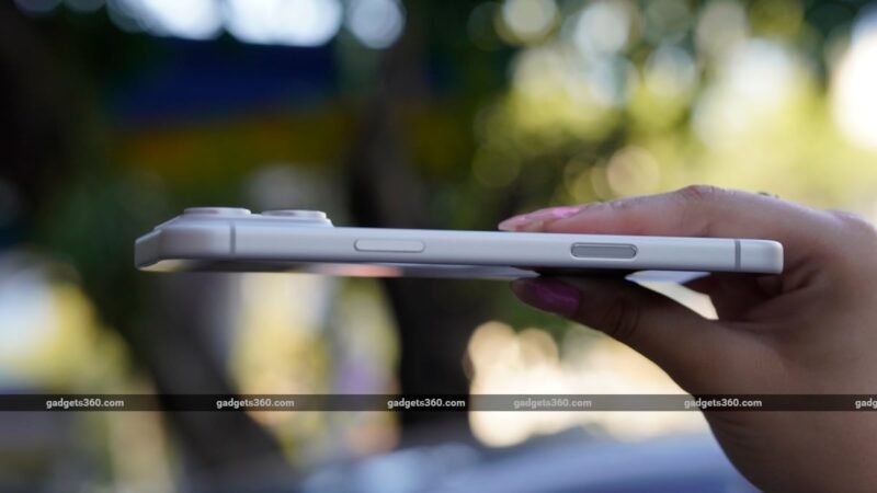 iPhone 18 Pro Max Leak Hints at No Significant Changes to Smartphone’s Thickness Over Predecessor