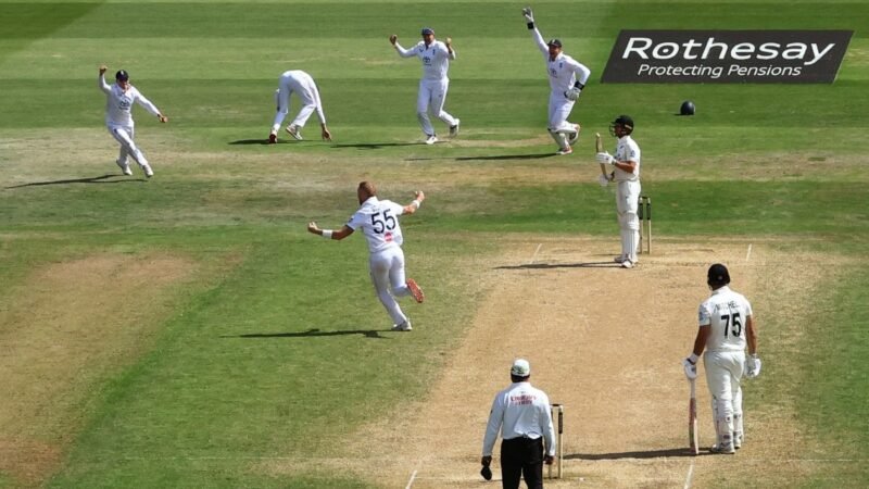 One last wicket, one final swing: Ben Stokes gives Trent Bridge a goodbye to remember