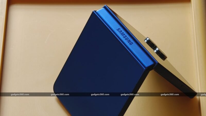 Samsung Galaxy Z Flip 8 Tipped to Support Fast Charging, Galaxy Z Fold 8 Ultra Might Arrive With a Larger Battery