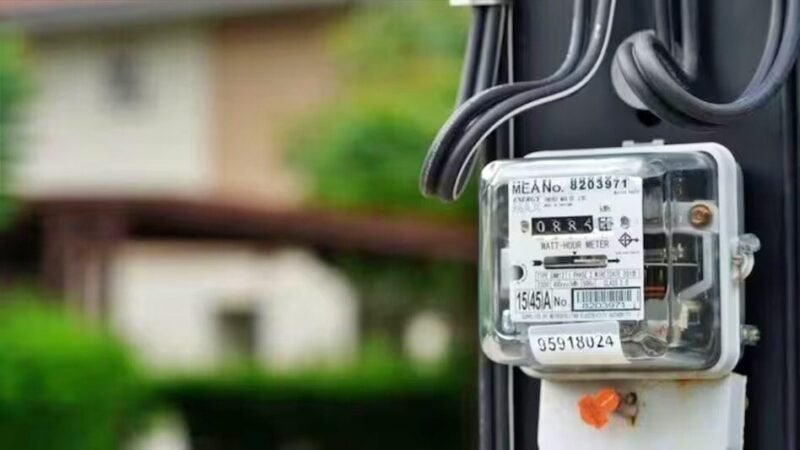 Delhi residents consuming over 500 units of electricity have to pay 1 to 3.30 per cent more