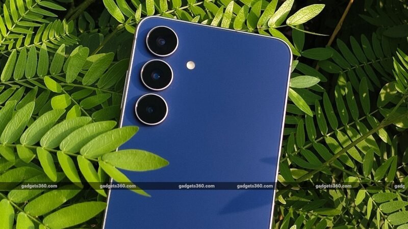 Samsung Galaxy S26 FE Said to Ditch Matte Finish for a Glossy Rear Panel