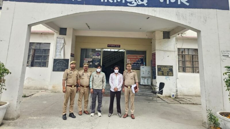 Delivery man who jumped into pit to save Noida techie arrested in extortion case