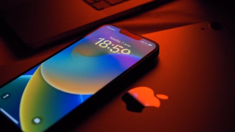 Apple’s Hide My Email Vulnerability Could Reveal Users’ Real Email Addresses: Report