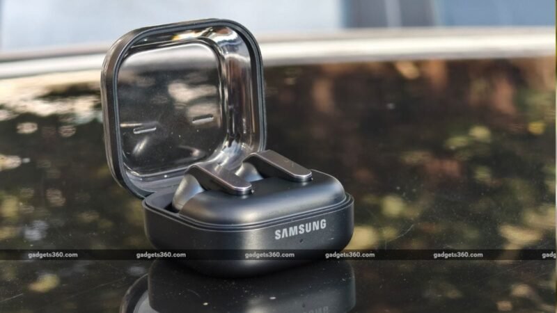 Samsung’s Upcoming Clip-On Earbuds Could Debut as the Galaxy Buds On, Tipster Claims