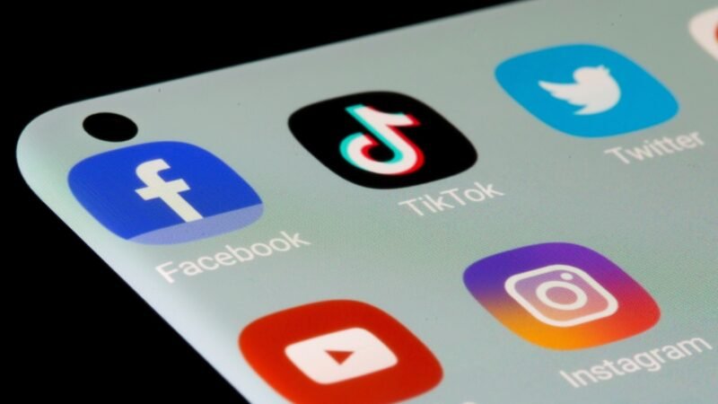 UK Government Plans Social Media Curfews for Teenagers Under New Online Safety Rules