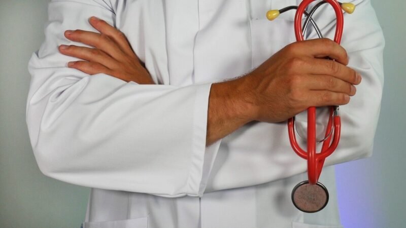 Which doctor to visit for your first medical consultation? The answer will surprise you