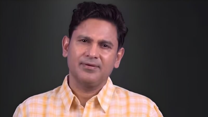 Lyricist Manoj Muntashir calls Jantar Mantar protesters part of ‘tukde tukde gang’