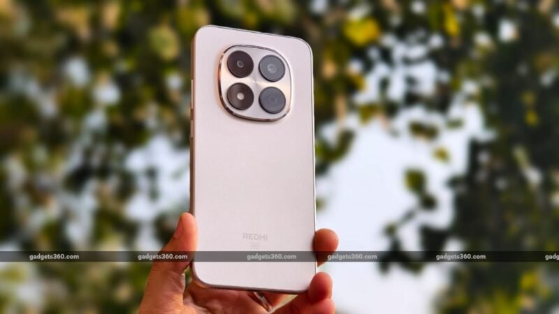 Best Camera Phones Under Rs. 30,000 for Content Creators in India: Motorola Edge 70 Fusion, Galaxy F56, More
