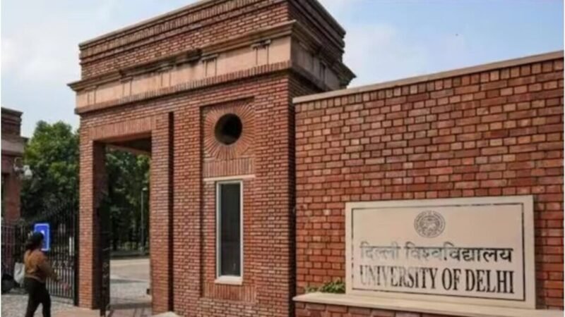DU teachers slam fourth-year credit changes, allege statutory bodies were bypassed