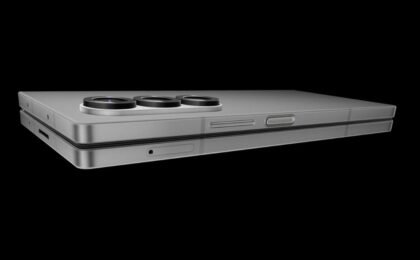 iPhone Ultra Dummy Unit Surfaces in Black Colourway, Offering a Closer Look at Its Design
