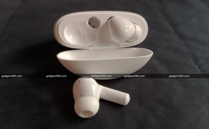 Best TWS Earbuds Under Rs. 2,000 in India for Calls and Music