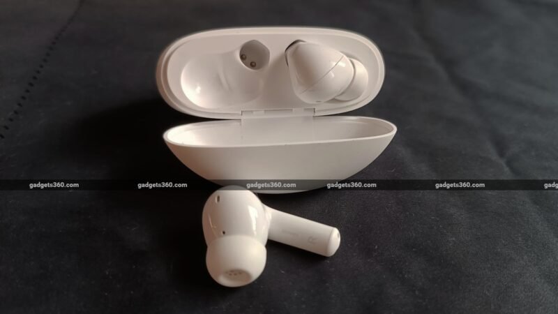 Best TWS Earbuds Under Rs. 2,000 in India for Calls and Music