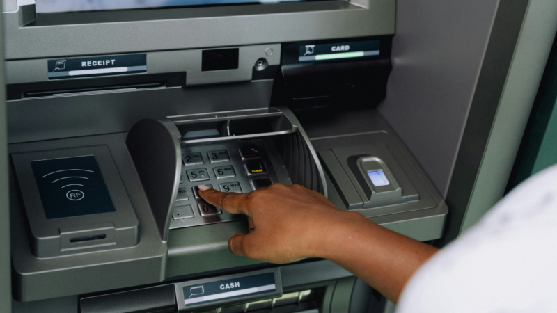 Australia Shuts Down Cryptolink Bitcoin ATMs Over ‘Basic Reporting’ Lapses