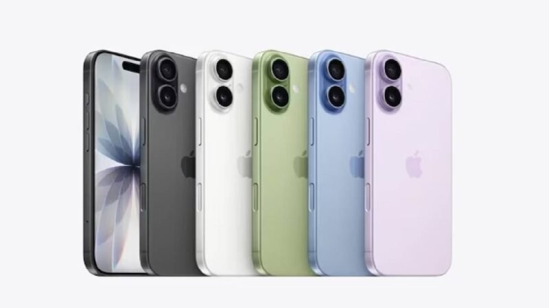 iPhone 17 is selling very well in India, even if smartphone shipments overall are at 5-year low